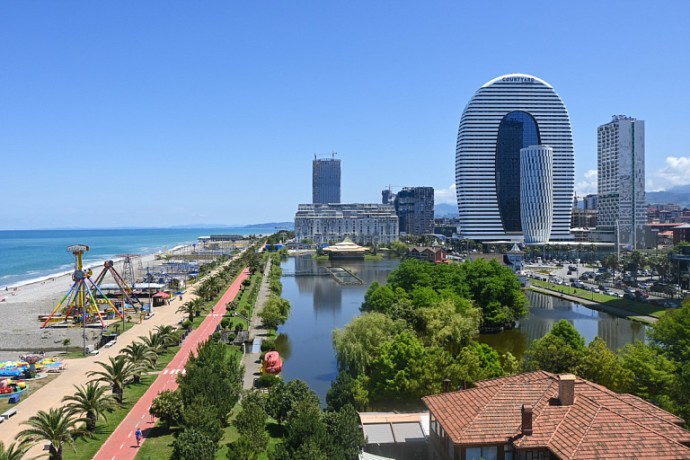 ​Незабываемый отдых в Батуми: Radisson Blu Hotel 5* и Hilton Batumi 5*